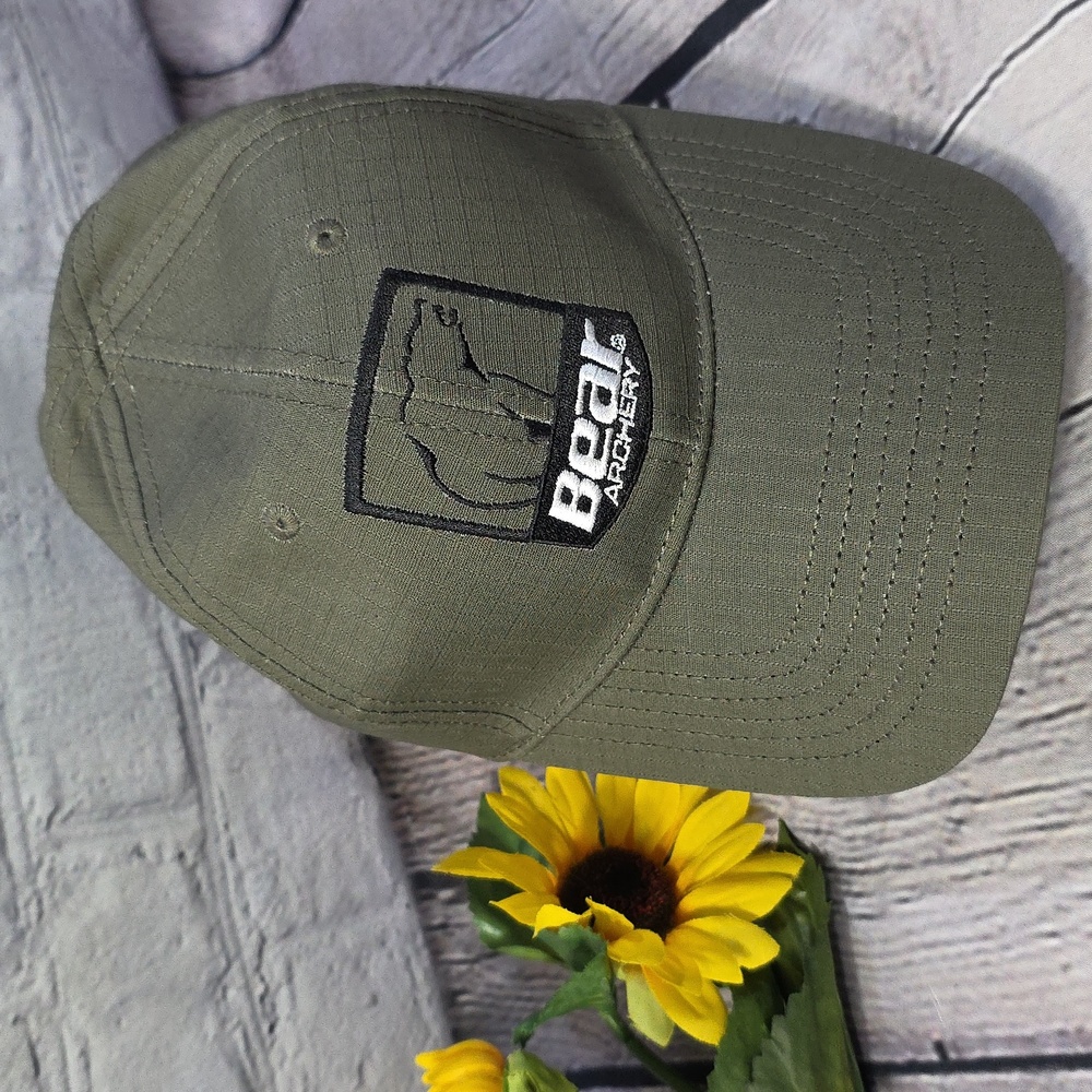 NWOT Bear Archery Adjustable Ball Cap